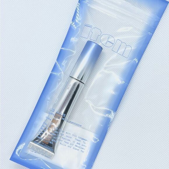 Lid Glaze Hydrating Jelly Eyeshadow by Item Beauty, Shade coin Toss, NEW - Picture 4 of 5